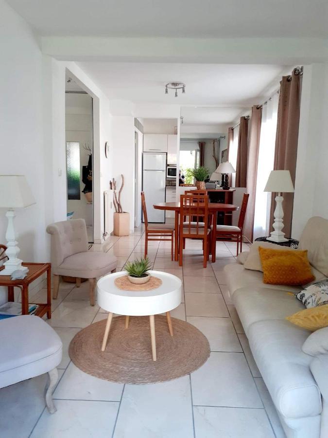 Appart Tres Cosy Et Confortable A Amelie Les Bains Luaran gambar